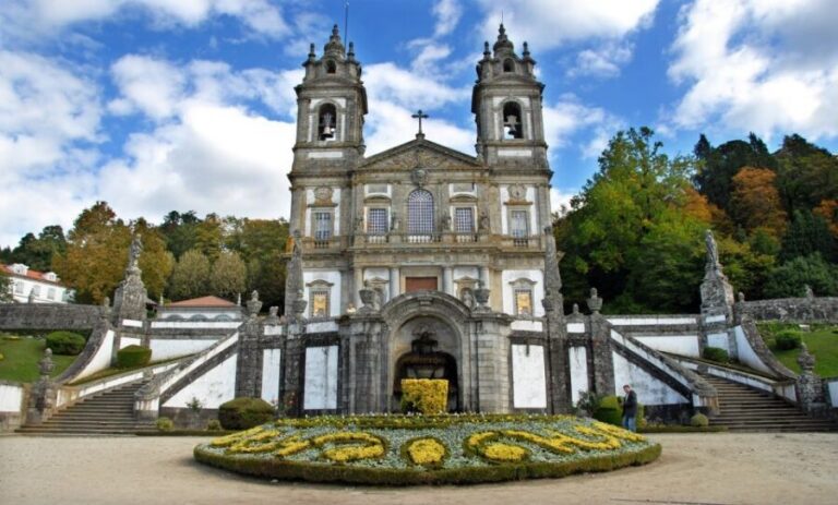 From Porto: Braga and Guimarães Full-Day Trip with Lunch - Guimarães Castle: The 10th-Century Viewpoint of Portuguese Independence