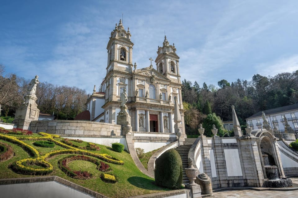 From Porto: Viana do Castelo, Braga and Guimarães Day Tour - Viana do Castelo in One Hour: Cobblestones, Cafés, and Real Local Tempo