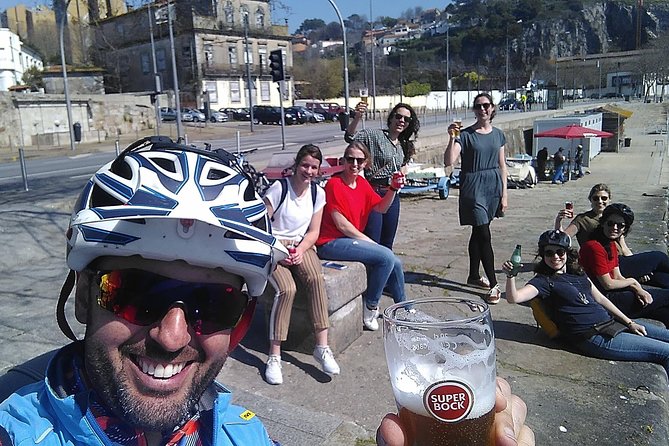 From Porto with view to Gaia: Private Bike Tour #DuckSideOfPorto - Miragaia: Old-Street Energy and View Chances