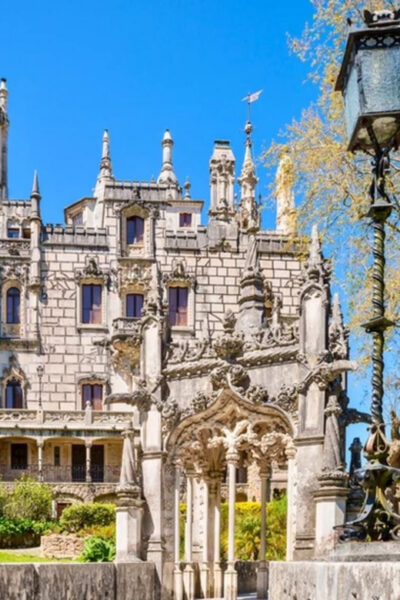 From/To Lisbon: Sintra Hop-on Hop-off Tickets + Audio Guide - Using your hop-on hop-off bus pass in Sintra without getting stuck