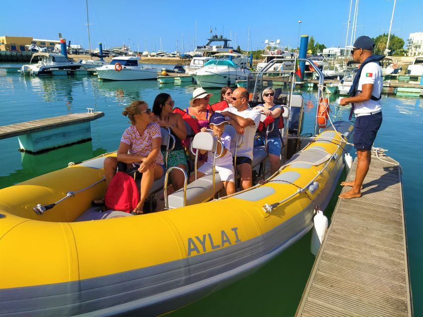 From Vilamoura: 2.5-Hour Benagil Cave and Dolphins Boat Tour - Benagil Sea Cave: getting close to the opening