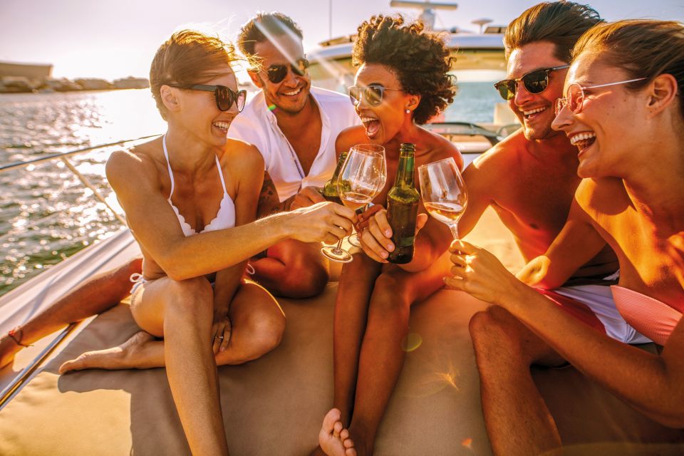 From Vilamoura: Sunset Catamaran Experience - Finding the meeting point at Marina de Vilamoura (and arriving smart)