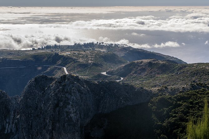 Full Day East Tour at Pico do Arieiro and Santana with Pickup - Miradouro do Guindaste: A Glass-and-Steel View With Ocean Air