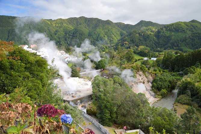 Full-Day Furnas Tour: Hot Springs, Traditional Lunch & Tea - Caldeira das Furnas: where the sulfur smell hits first