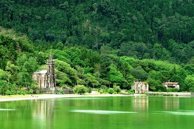 Full Day Guided Tour to Furnas with Lunch Included - Terra Nostra Garden and Pico do Ferro: A Crater You Can Read