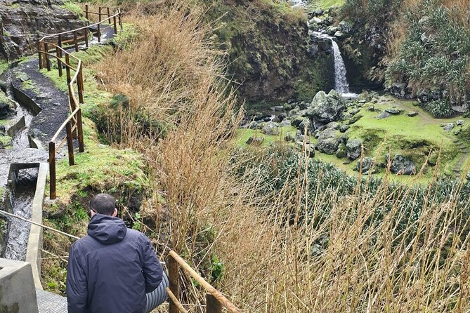 Full-Day Nordeste & waterfall Tour with Lunch - Lunch at Os Melos: regional food, drinks, and desserts included