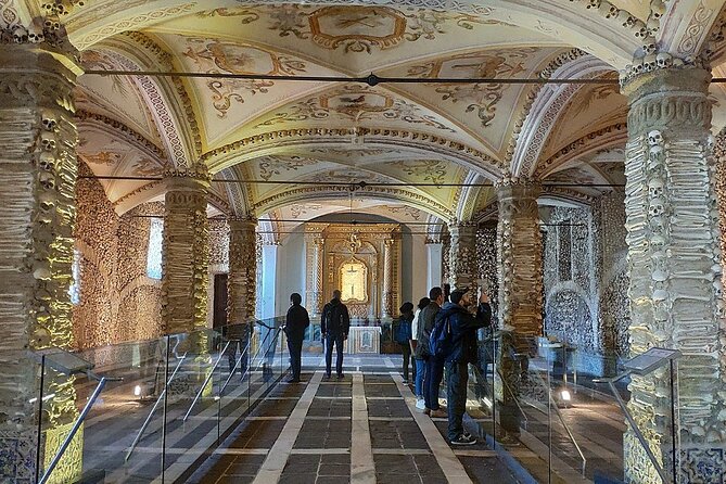 Full-Day Private Tour to Évora from Lisbon - Price and value: Is $384.45 per group worth it?