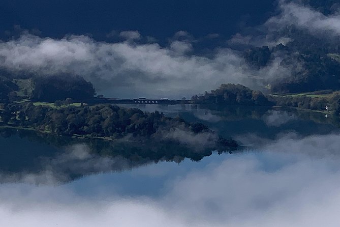 Full Day Sete Cidades and Lagoa do Fogo PRIVATE 4WD Tour with Lunch - How the guide keeps the day working in real Azores weather