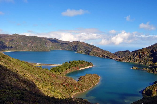 Full Day Sete Cidades and Lagoa do Fogo PRIVATE 4WD Tour with Lunch - Morning start at Marina Ponta Delgada (9:00 AM): how the day flows