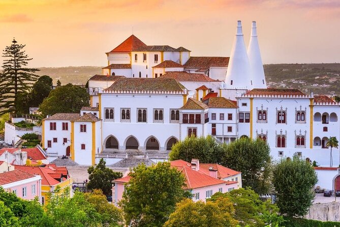 Full Day Tour: Sintra, Pena Palace, Cabo da Roca, Cascais - Sintra Free Time: Streets, Terraces, and Travesseiro de Sintra