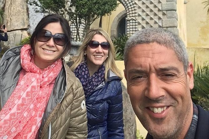 Full Day Tour Sintra, Pena Palace, Regaleira, Cabo Roca, Cascais - The Real Challenge: Pace, Weather, and Hearing the Guide
