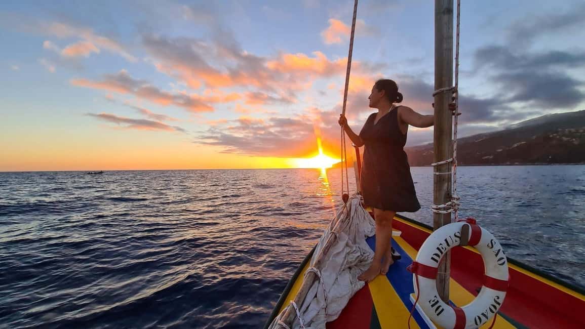 Funchal: An unforgettable sunset on a typical Xavelha boat - A traditional Xavelha sunset cruise in Funchal
