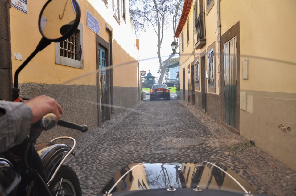 Funchal Exploration: Sidecar Tour with Historical Insights - How the guide keeps it comfortable and personal