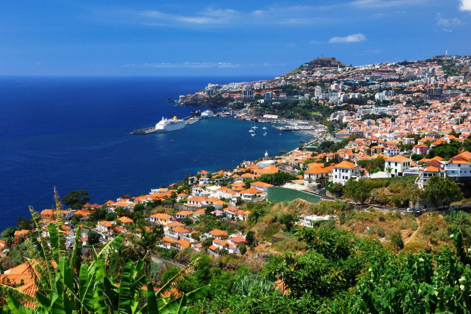 Funchal: Hop-On Hop-Off Bus Tour - How the audio guide works (and when it might frustrate you)