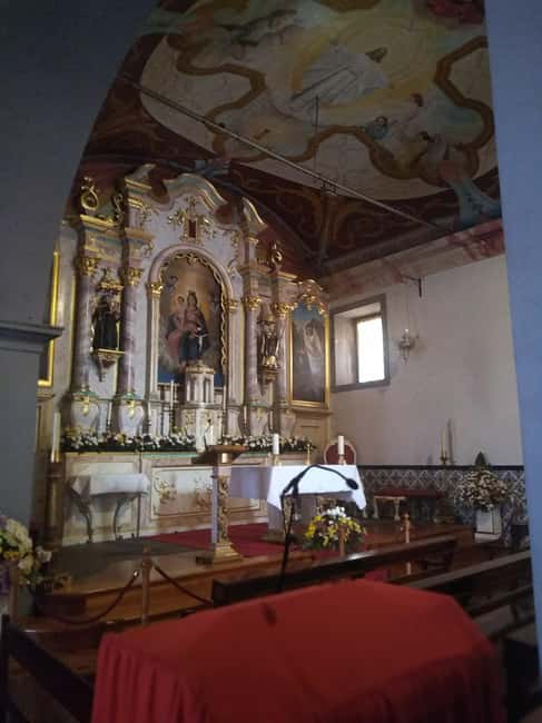 Funchal: Nuns Valley Short Stroll with Mountain Surroundings - Eira do Serrado 1,094m Walk: The easiest path to real mountain drama