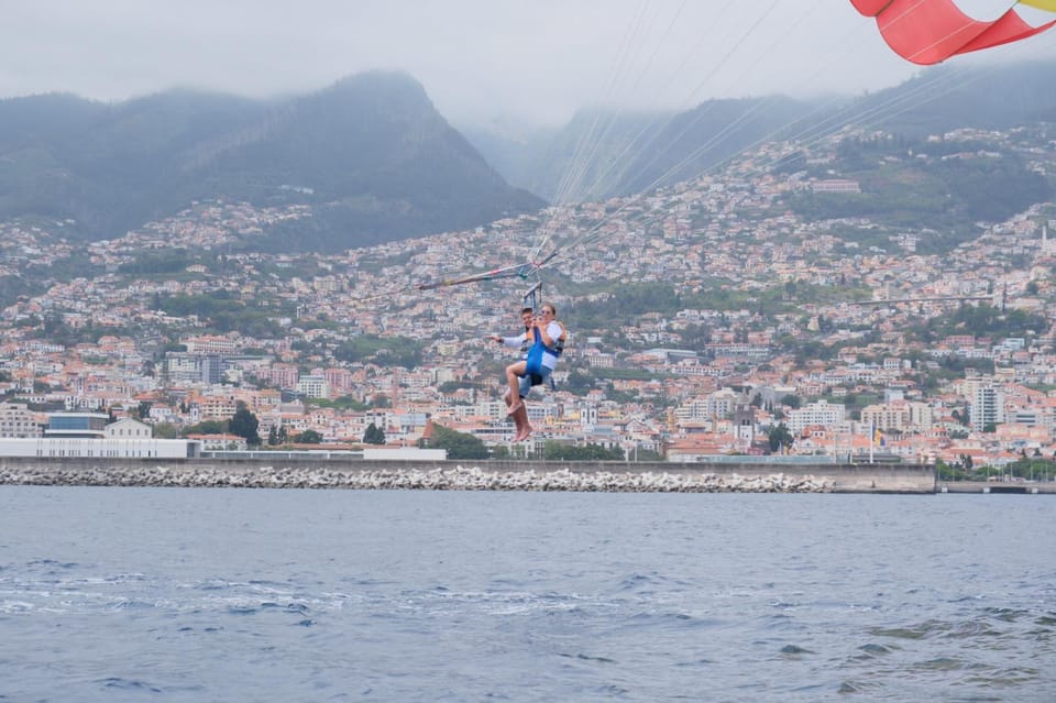 Funchal: Parasailing Tour on the Coast of Madeira Island - The 30 minutes in the real world: up, over, back