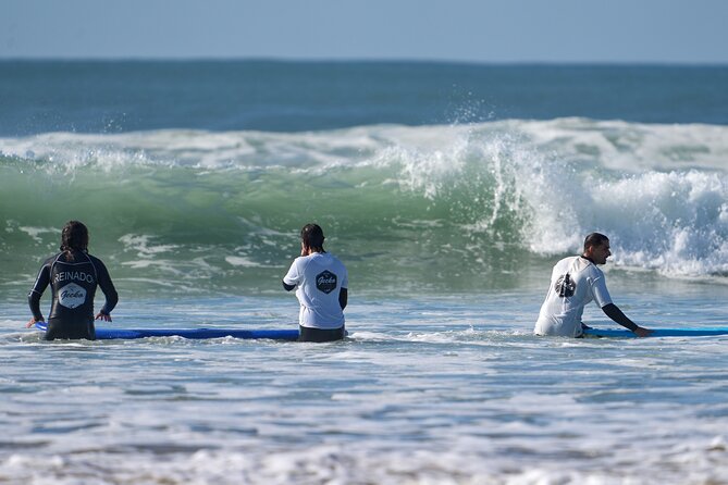 Group Surf Lesson in Costa da Caparica - What the Reviews Make Clear: The Instructor Matters Most