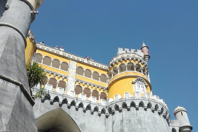 Group to Pena Palace, Sintra (pass by Regaleira) and Cascais - What to Pack for Pena, Cliffs, and a Cool Atlantic Moment