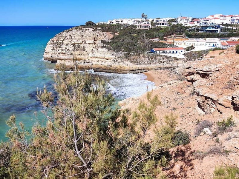 Guided hiking tour on the Seven Hanging Valleys Trail - Vale de Centeanes Finish: The Closes-In Photo Payoff