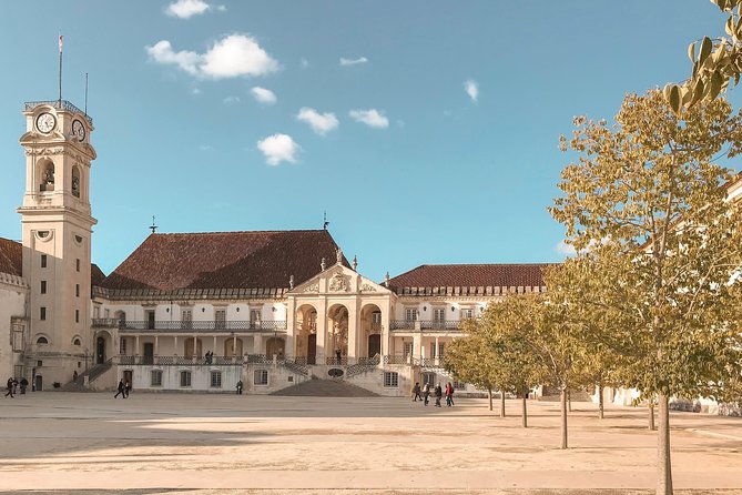 Guided tour of the University and city of Coimbra. - Stop 1: Paço das Escolas, Joanina Library, São Miguel Chapel, and the Royal Palace