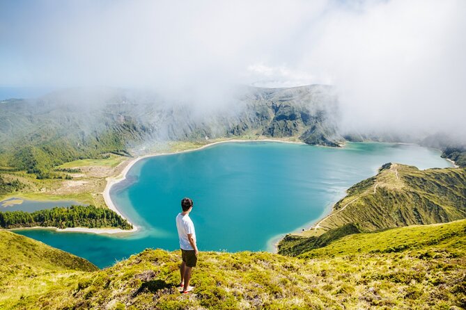Guided Tours Sete Cidades and Lagoa do Fogo Full day - Lagoa do Fogo: the Lake of Fire from the summit