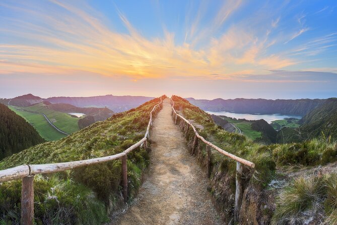 Guided Tours Sete Cidades and Lagoa do Fogo Full day - Guide quality: why names like Bruno and Filipe matter