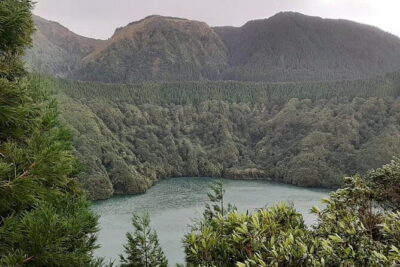 Guided Visit to the Crater and Volcano of Lagoa das Sete Cidades - Miradouro do Pico do Carvao: the island’s volcanic map in one wide sweep