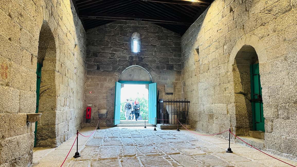 Guimarães Experience: Entry Tickets and Tasting Included - Who should book this Guimarães tour (and who might skip it)