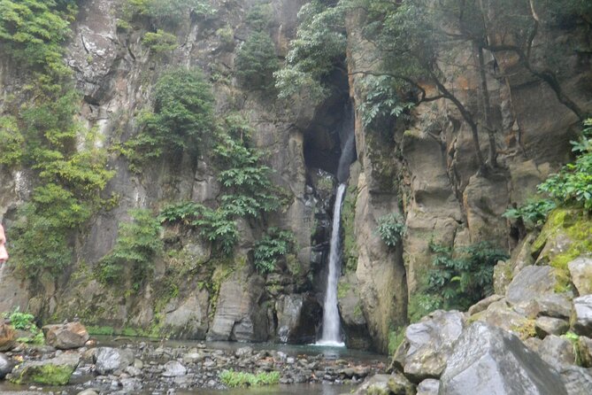 Half Day 4x4 Private tour from Ponta Delgada Azores - Key things that make this 4x4 tour in Ponta Delgada worth it