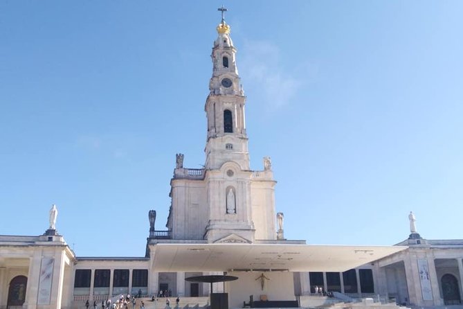 Half Day Fatima + Aldeia Pastorinhos Private Tour Departure Lisbon - Basilica of the Holy Trinity: the more recent church stop