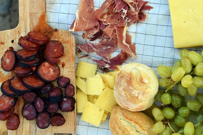 Half-day Hike & Picnic with Dog Love in Porto's Mountains - Timing and How This Half-Day Really Fits Porto