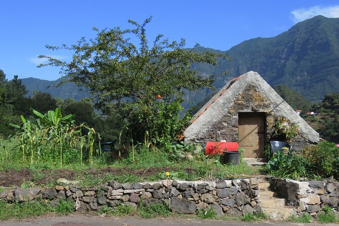 Half day jeep Wine tour and tasting, & sea cliff adventure - Guides: why the best parts tend to be the human ones