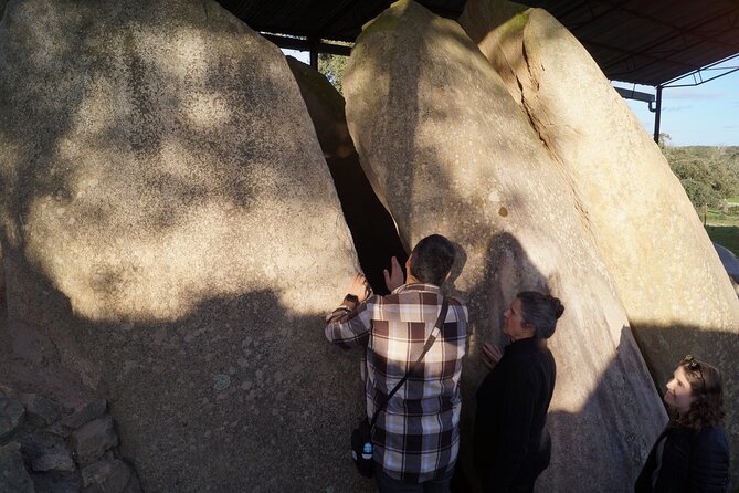 Half Day Megaliths Cromlech Tour from Evora by Archaeologists - Why this Almendres tour feels different than a typical day trip