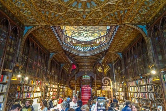 Harry Potter and Lello Bookshop Tour : Highlights and Hidden Gems - Majestic Cafe: Rowling’s Writing Stop That Feels Real