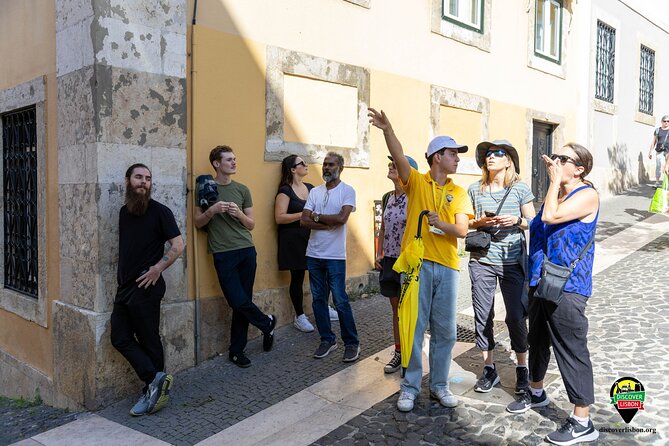 Historic Walking Tour Through Lisbon’s Oldest Neighborhood - Where you start and where you finish (and why that matters)