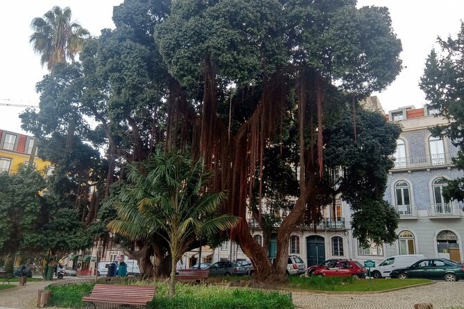 History-mistery of Lisbon (secrets societies and black arts) - Stop-by-stop: from Alfredo Keil Garden to Largo do Carmo