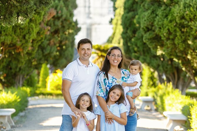 Holiday Photo Shoot with Lisbon Photographer - Rossio Square: where your 1-hour shoot really starts