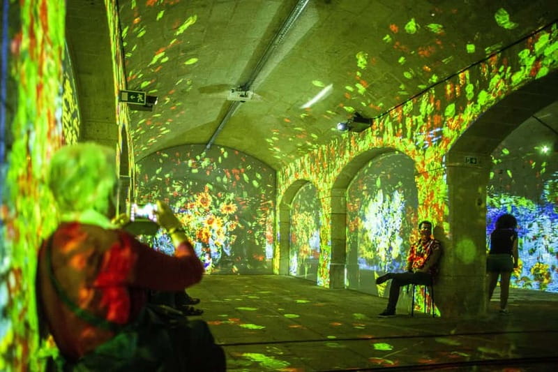 Impressive Monet & Brilliant Klimt -The Immersive Experience - Monet’s luminous world: glowing color instead of museum silence