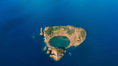 Inside Vila Franca Islet: Guided Nature Reserve Eco Tour - The safety briefing and Zodiac reality check (yes, it can be bumpy)