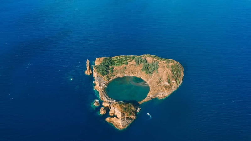 Inside Vila Franca Islet: Guided Nature Reserve Eco Tour - The safety briefing and Zodiac reality check (yes, it can be bumpy)