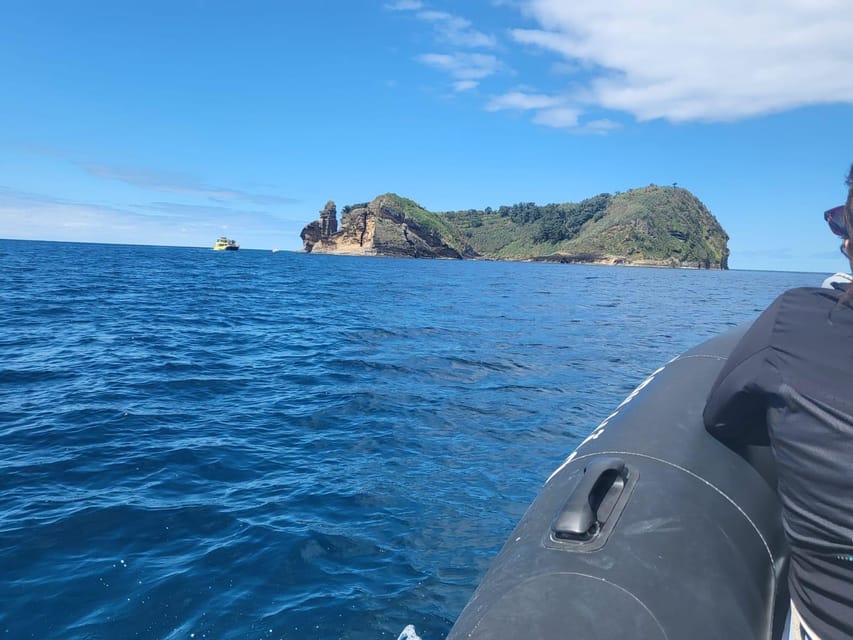 Islet Tour- Ilhéu de Vila Franca do Campo - Who this boat tour is perfect for (and who should skip)