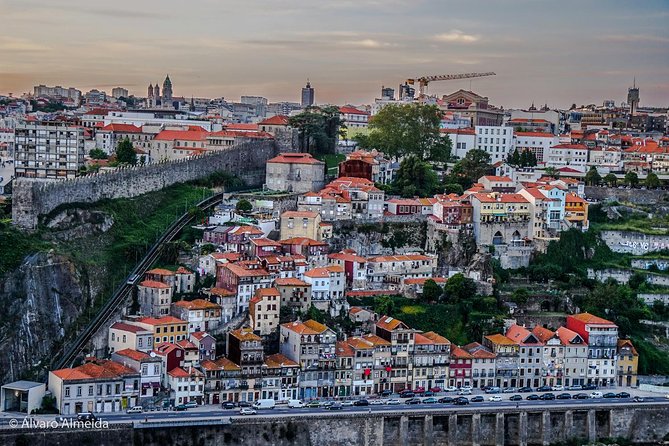 Jewish Tour Porto - Plan your day: 10:00 start, a likely longer finish, and why it matters