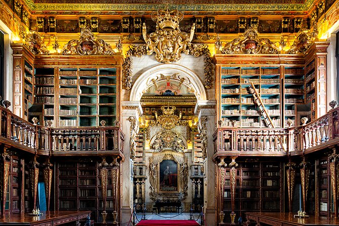 Joanina Library & Coimbra University | Private Former Alumni Tour - Capela de São Miguel: A Short Entry That Adds Meaning