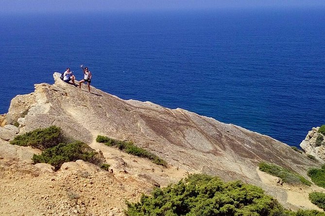 Jurassic Hiking tour to footprints of dinosaur in Espichel Cape - Jurassic Tracks at Cabo Espichel: Why this trip feels special