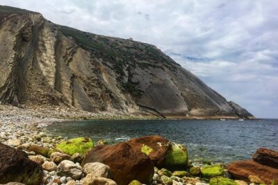 Jurassic Hiking tour to footprints of dinosaur in Espichel Cape - Lisbon to Sesimbra to Espichel: the day’s pacing (and the open-air feel)
