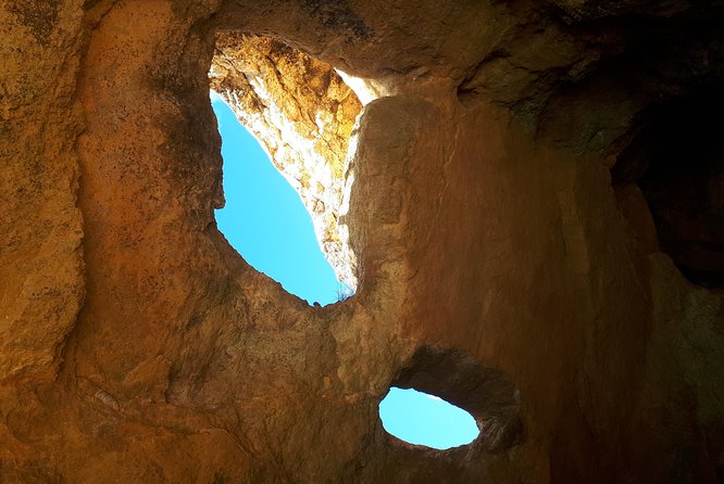 Kayak Algarve tour BENAGIL by Diamond tours - The 2-Hour Route: Benagil Beach to Benagil Cave and Over to Praia da Marinha