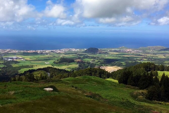 Lagoa do Fogo: Biologist-guided Volcano Geo Tour +hotsprings bath - Monte Escuro to Lagoa do Fogo: The volcano viewpoint drive
