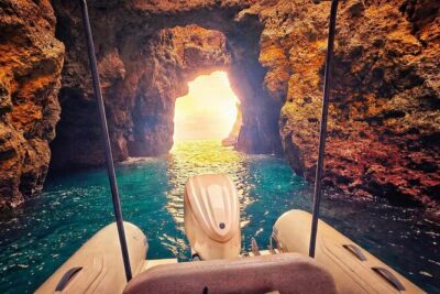 Lagos Exclusive Private Boat Cruise with Snacks and Wine! - Marina de Lagos to Ponta da Piedade: cliffs, caves, and first views