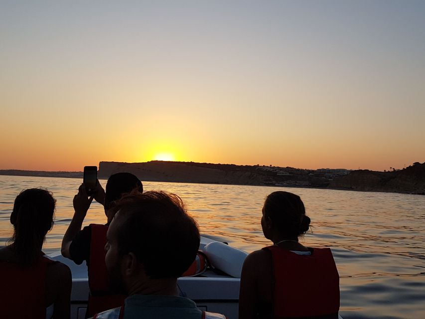 Lagos: Guided Ponta da Piedade Sunset Boat Tour - Lighthouse at Ponta da Piedade: the classic end-of-route landmark