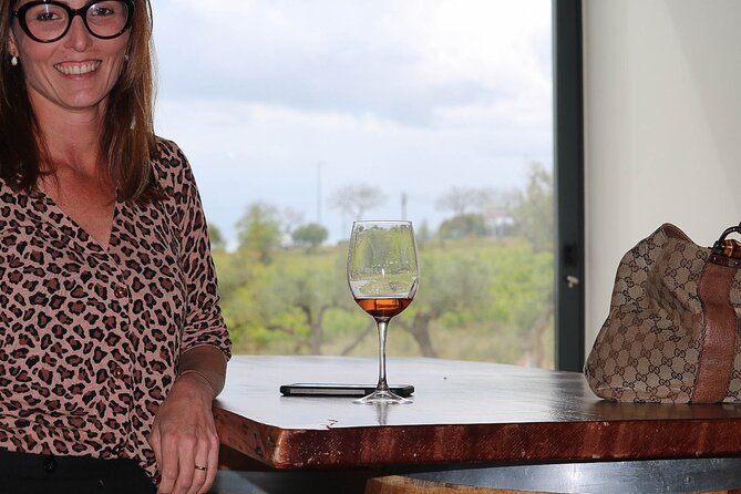Lagos, Portimão & Carvoeiro: Wine Tasting, Tapas & Music Tour - Tapas Pairing That Actually Works with the Wines